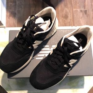 Women’s New Balance lifestyle sneaker